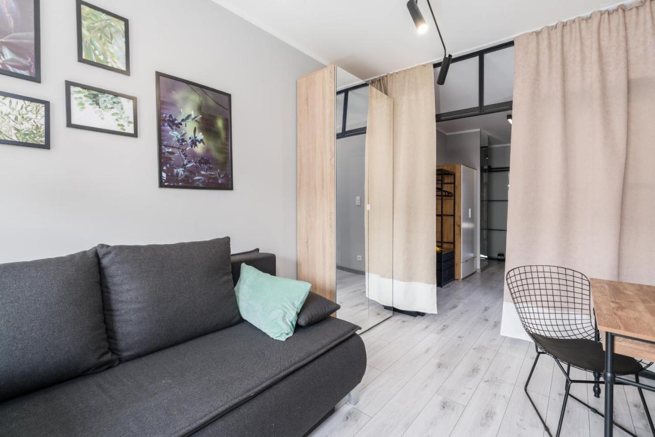 Family Apartment 62M - Sowia With Garage & Balcony By Noclegi Renters Poznań Eksteriør billede