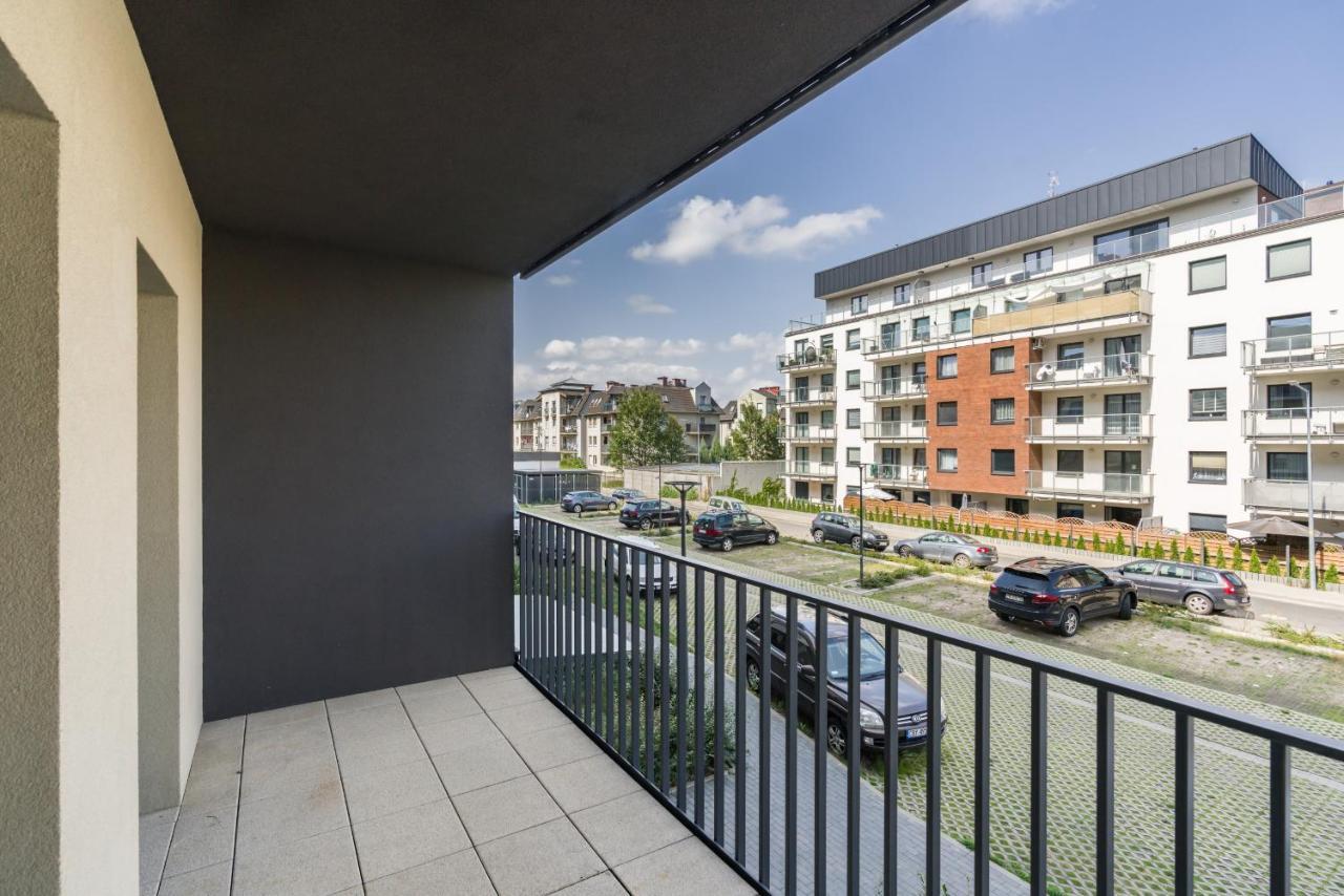 Family Apartment 62M - Sowia With Garage & Balcony By Noclegi Renters Poznań Eksteriør billede