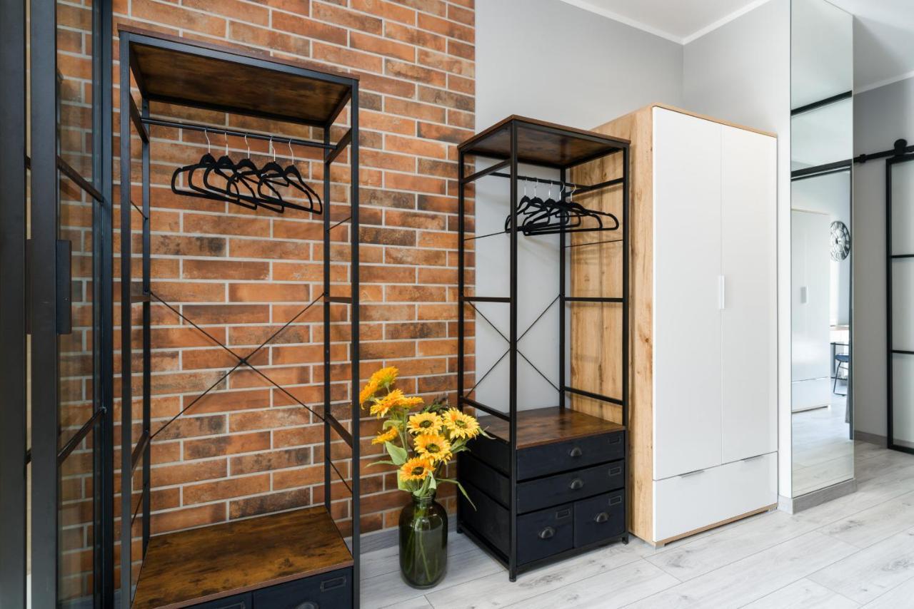 Family Apartment 62M - Sowia With Garage & Balcony By Noclegi Renters Poznań Eksteriør billede